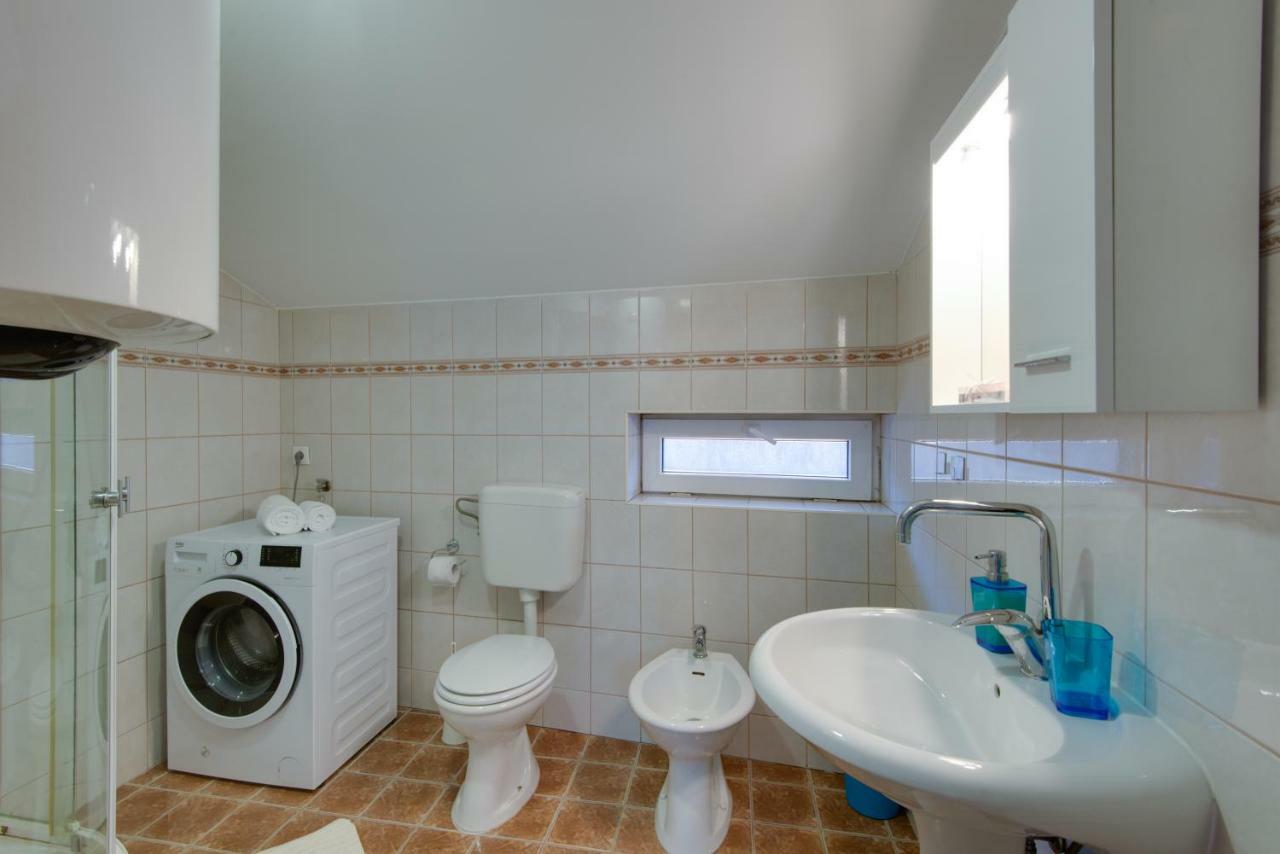 Apartmani Admiral Viskovo Kültér fotó